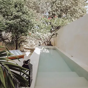 Boutique Kaa Bed and breakfast